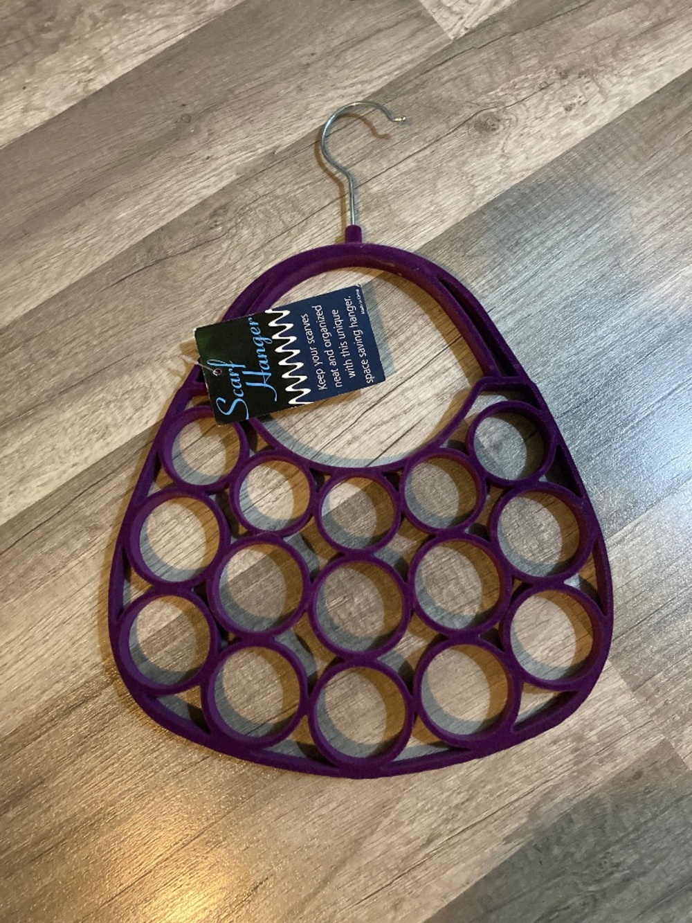 Scarf Hanger
